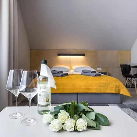 Couette-café Kristina & 4*